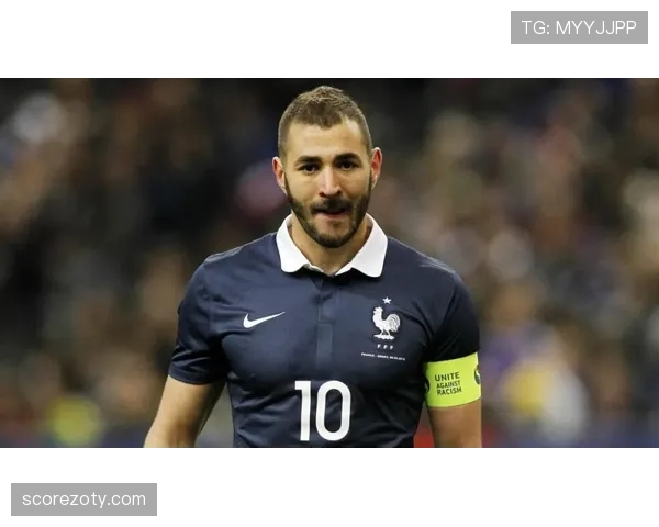 凯恩与本泽马策应能力差异及其战术适配性解析